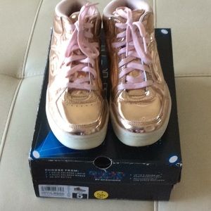 Girl’s Skechers Light Up Sneakers